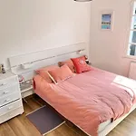 Maison Cote Bassin Guest house