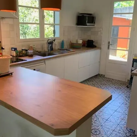 Guest house Maison Cote Bassin 4*