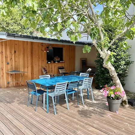 Maison Côté Bassin