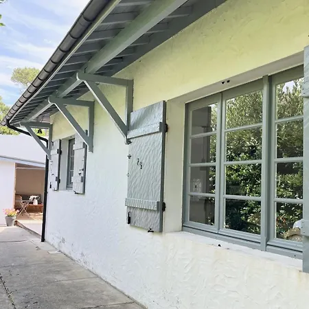 Maison Côté Bassin